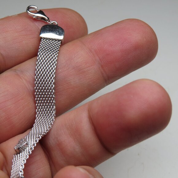 *925 Sterling Silver Diamond Heart Bracelet - Picture 4 of 5